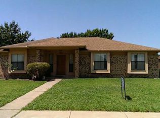 3221 Meadowood Dr, Garland, TX 75040