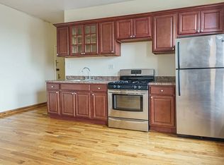 650 Crown St APT 2I, Brooklyn, NY 11213