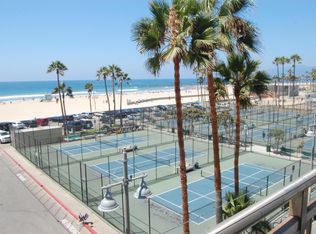 4 20th Ave, Venice, CA 90291