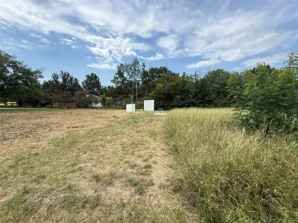 4724 E University Dr, Denton, TX 76208