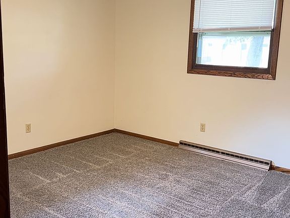 2nd image of 527 E Lexington Blvd #Le527x