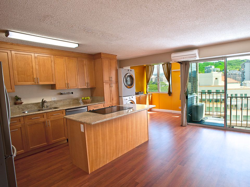 1st image of 818 S King St APT 1001