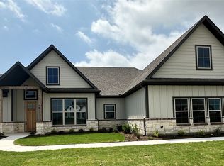 9301 Bluestem Ln, Justin, TX 76247