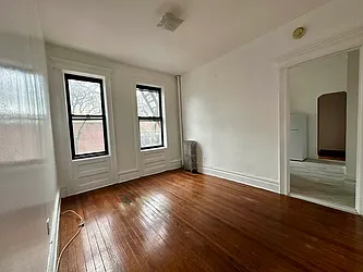 Rented by JB Mac Real Estate Inc.