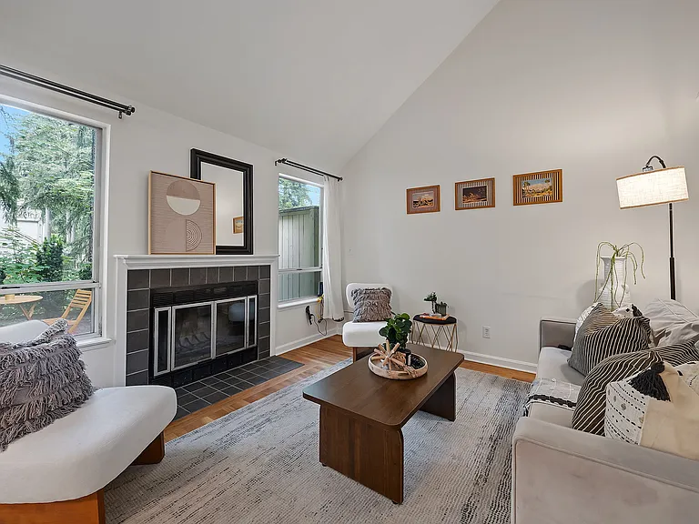 10121 NE 135th Ln — Photo 18