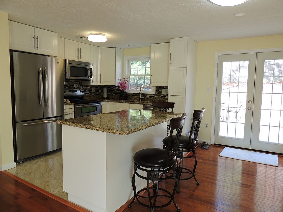 1st image of 6802 Moon Rock Ct