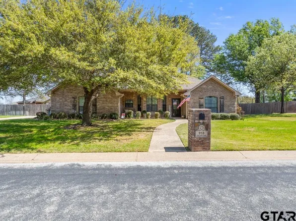 918 Millstone Ln, Chandler, TX 75758