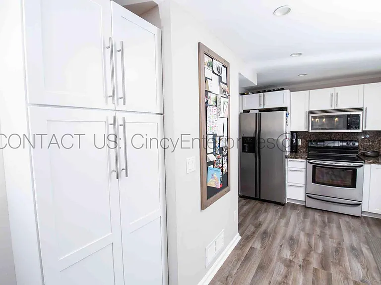 2126A Gilbert Ave — Photo 2