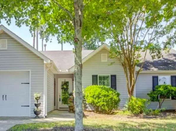 1215 Hillcrest Glenn Cir, Sugar Hill, GA 30518