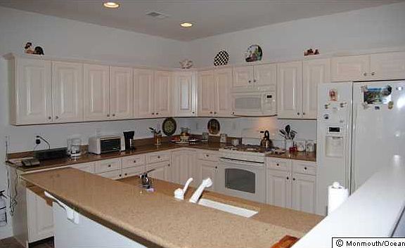 5th image of 24 Wooten Ct