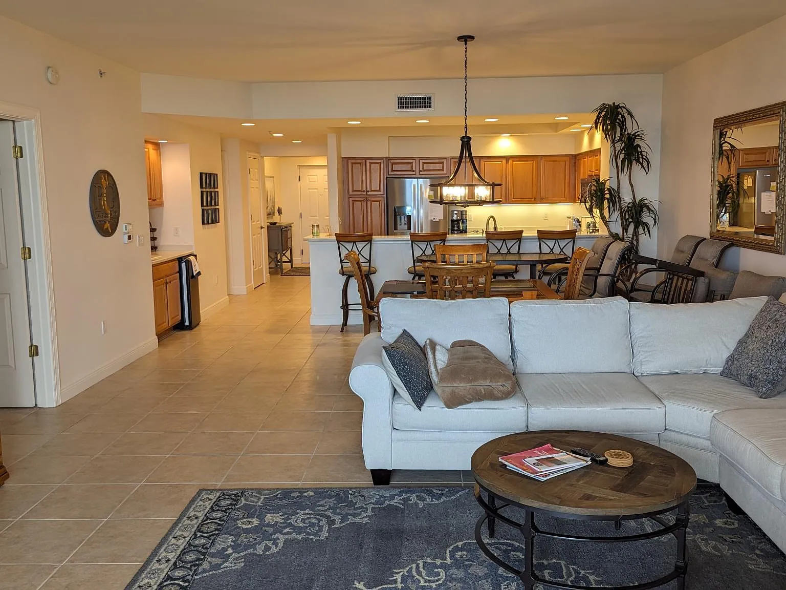 3 bed, 1838 sqft, $5,750 — Photo 2