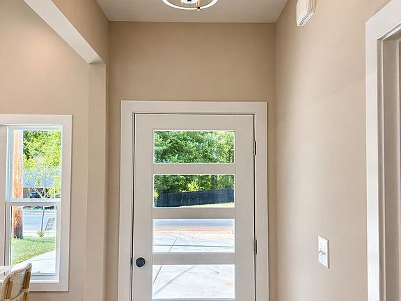 2nd image of 2721 Rainbow Cir