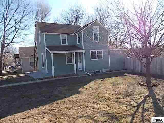 1st image of 502 E 5th St