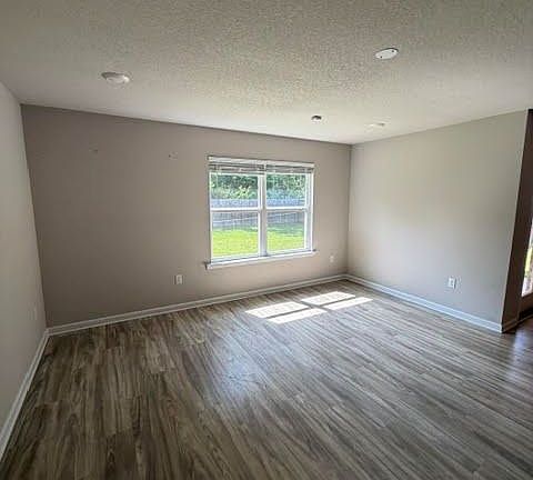5th image of 3527 N 7th St