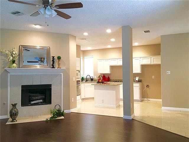 1st image of 2530 Pecan Meadow Dr