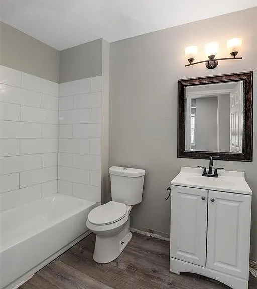 1119 Custer St — Photo 13