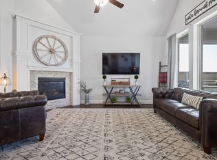 3055 Seattle Slew Dr, Celina, TX 75009