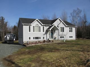 15 Fieldstone Rd, Gorham, NH 03581