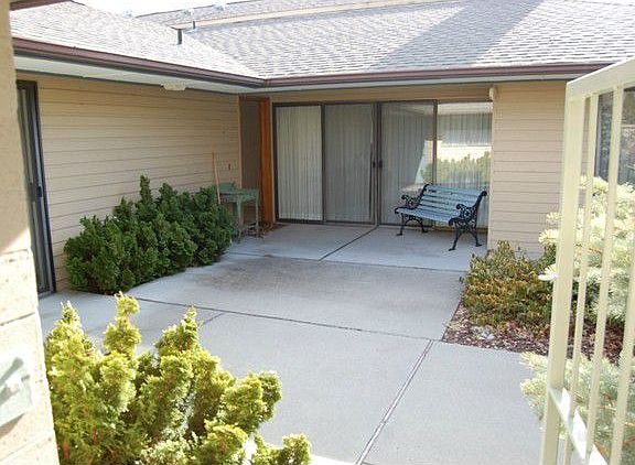 2nd image of 505 Halmalka Ct #A