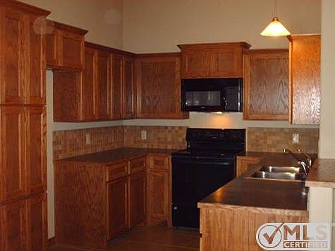 4th image of 3960 Carrera Ln
