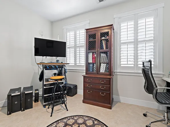 9687 SE Sharon Street, Hobe Sound, FL 33455