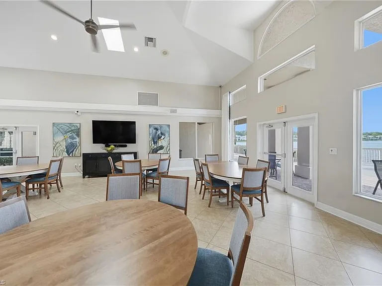 3320 W Crown Pointe Blvd #201 — Photo 46