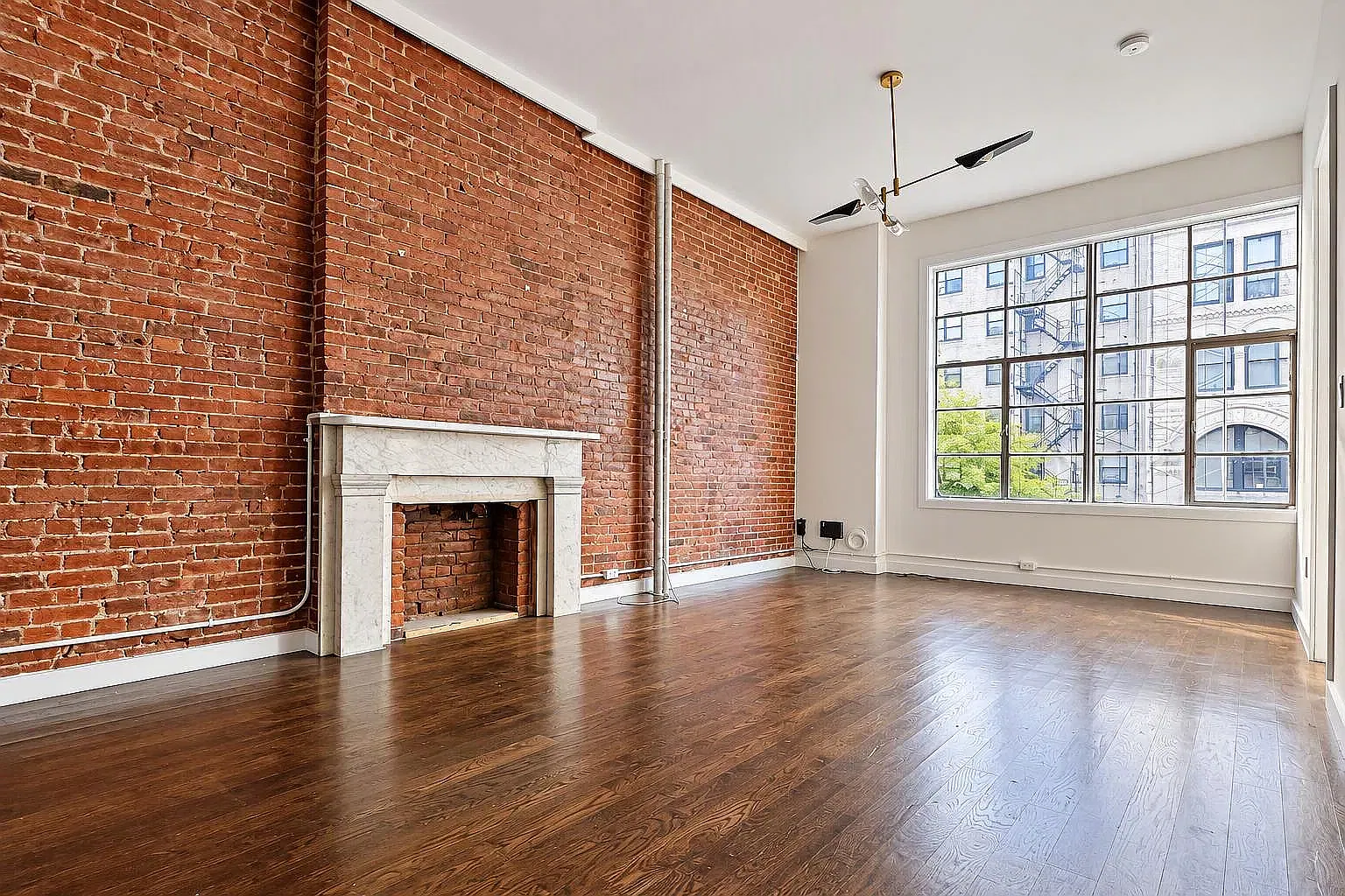 30 East 14th Street — Photo 2