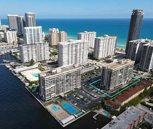 2049 S Ocean Dr #401 Photo 1