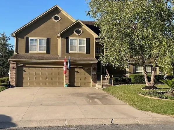 323 SW Seaside Sparrow St, Lees Summit, MO 64082