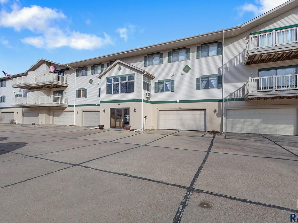1st image of 3710 E Peony Pl APT 208