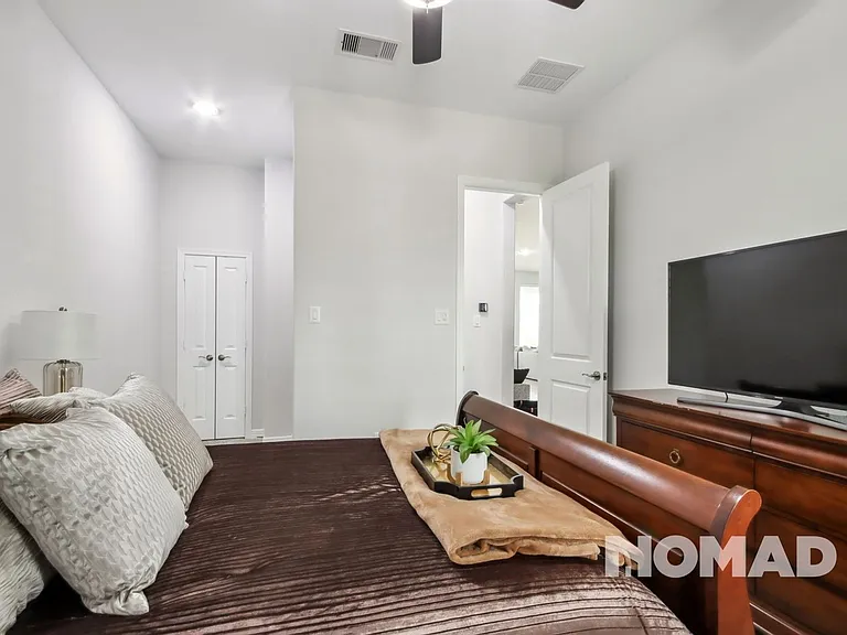 4303 Cottonwood Creek Ln — Photo 20
