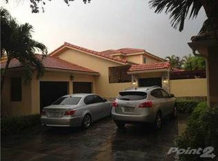 8735 NW 151st Ter, Miami Lakes, FL 33018