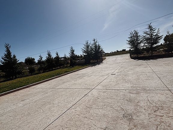 3rd image of 486 Malorie Way Space B-484