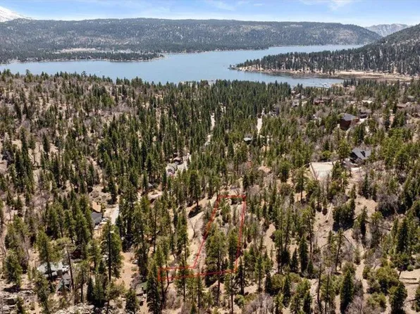 1286 Fawnskin Dr, Fawnskin, CA 92333