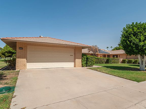 3rd image of 10928 W Caron Dr