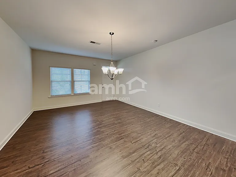 258 Makenna Dr — Photo 6