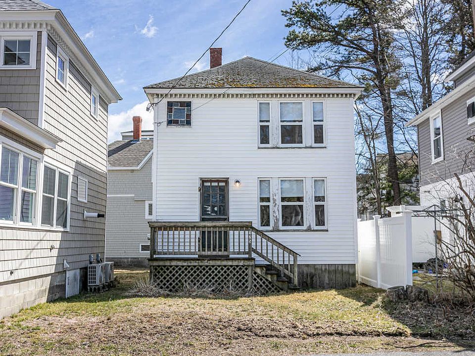 1st image of 175 E Grand Ave