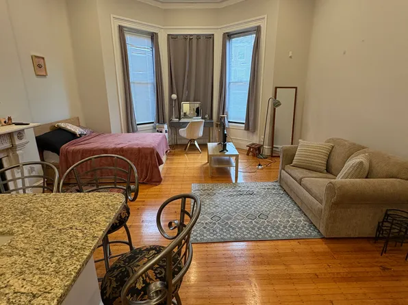 112 Marlborough St APT 2R, Boston, MA 02116