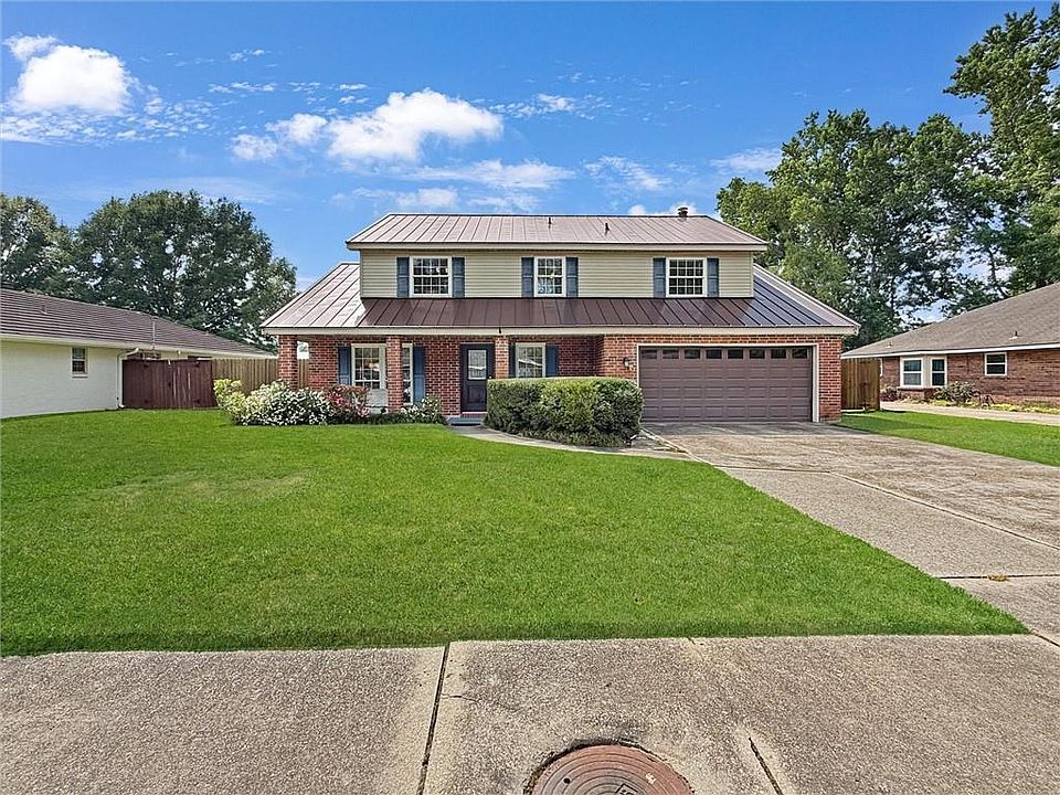 1st image of 116 Stratford Dr