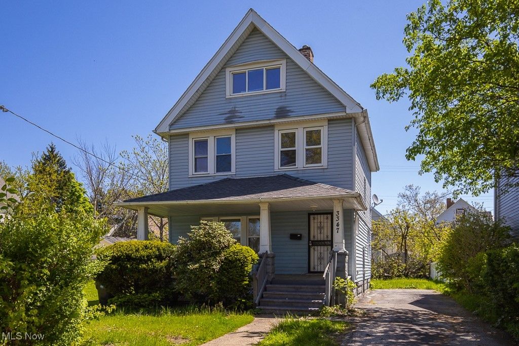 Real estate listing image