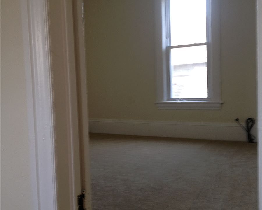 2600 E Mich Ave Bedroom 2 Up