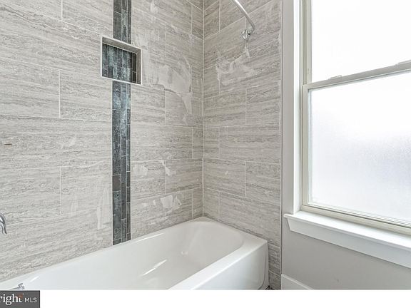 5th image of 2162 E Norris St Unit 301