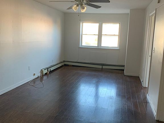 2nd image of 80 Taft Ave APT 6