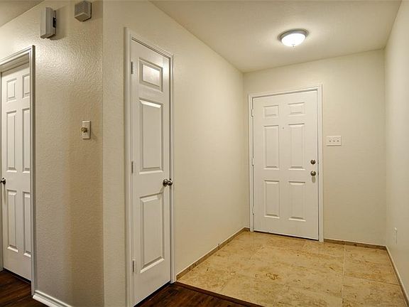 2nd image of 1005 Cavern Dr