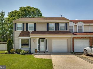 255 Burnam Wood Dr, Mount Laurel, NJ 08054