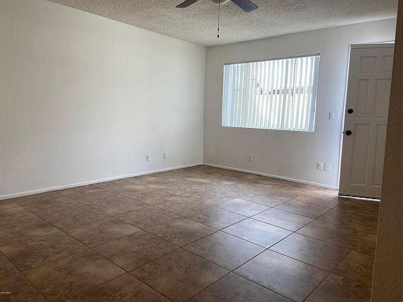 2nd image of 518 W La Jolla Dr #518
