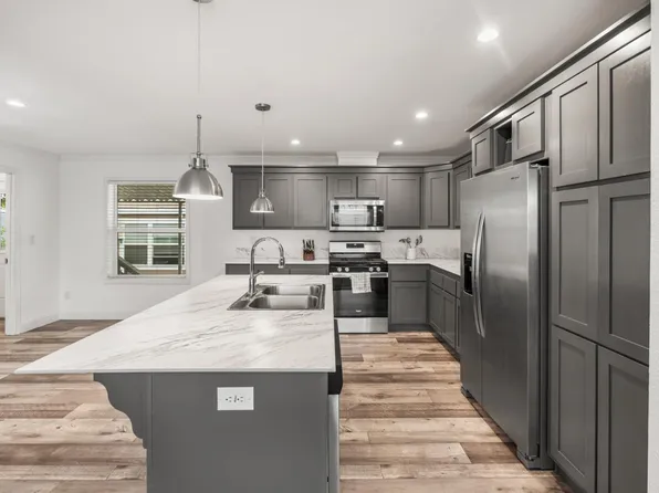 4135 Vicksburg Ln, North Highlands, CA 95660