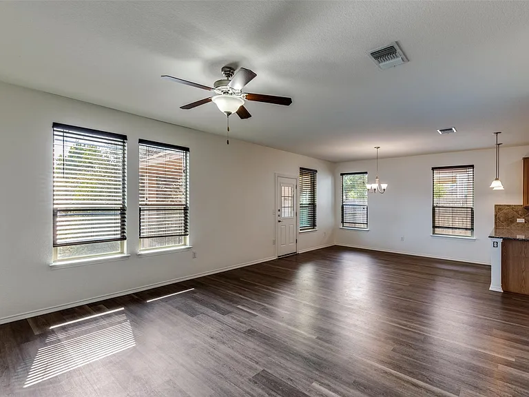 6209 Garden Rose Path — Photo 9