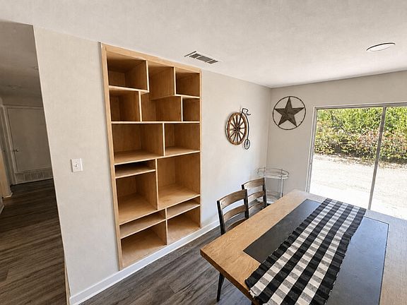 5th image of 1300 Timberlake Cir