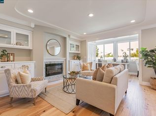 2916 Tice Creek Dr APT 8, Walnut Creek, CA 94595